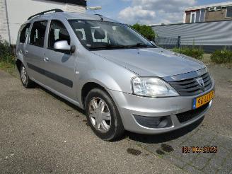 Schadeauto Dacia Logan  2010/5