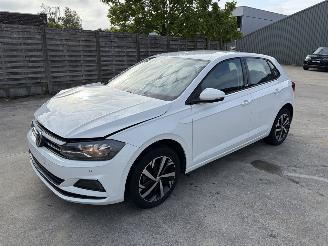 damaged passenger cars Volkswagen Polo VI 1.0 TSI 95 2019/3
