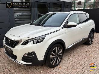 Schadeauto Peugeot 3008 1.2 PureTech Première | Navi Panoramadak Camera 2017/11