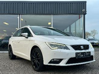 Schadeauto Seat Leon 1.4TSI Led Xenon LM Navi 2014/1