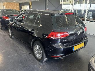  Volkswagen Golf 1.6TDI DSG NAP 2014/1