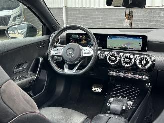 Mercedes A-klasse A200 AMG Line picture 11