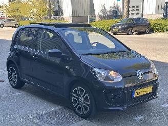 Avarii autoturisme Volkswagen Up! 1.0 Cheer up! Panorama Automaat 2013/1
