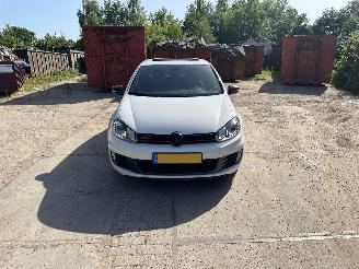 Vaurioauto  passenger cars Volkswagen Golf 2.0 GTI PANORAMA AUTOMAAT LEER 2011/1
