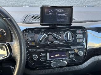 Volkswagen Up! 1.0 cheer up! picture 14