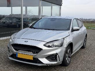 skadebil auto Ford Focus 1.0 EcoBoost ST Line 2019/2