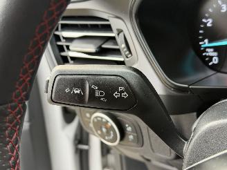 Ford Focus 1.0 EcoBoost ST Line picture 14