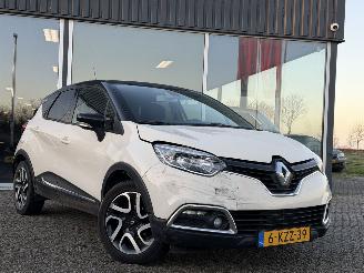 skadebil auto Renault Captur 0.9 TCe Dynamique NAP 2013/3