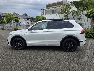 Volkswagen Tiguan R-LINE 180 kW Hybride picture 13
