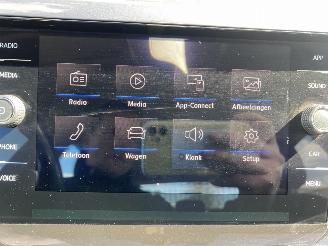 Volkswagen Polo 1.0 MPI Comfortline, Navi ,Airco, Cruise picture 31