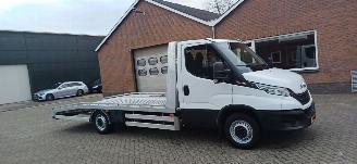 bruktbiler bedrijf Iveco Daily 3.0  180pk automaat  autotransporter 2023/9