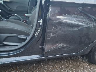 Ford Fiesta 1.0  hybrid   titanium  navi picture 4