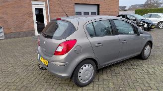 Opel Corsa 1.2i automaat   5drs airco picture 6