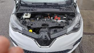 Renault Zoé r 110 life   carshare 52kwh    navi  109pk picture 3