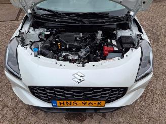 Suzuki Swift 1.2 hybrid   navi  clima picture 3