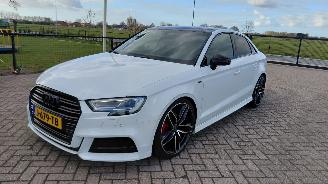  Audi A3 1.5 tfsi  sline  150pk pano 2018/7