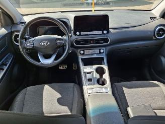 Hyundai Kona 64kw     accu       navi  204pk picture 6