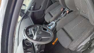 Opel Astra 1.4i automaat    navi 140pk navi clima picture 12