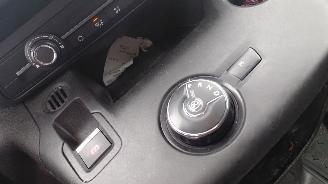 Peugeot Partner 1.5 hdi  131pk  automaat 3 persoons   navi picture 2