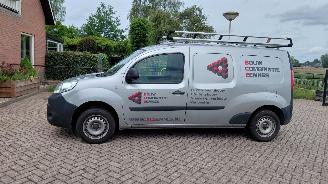 Schade bestelwagen Renault Kangoo 1.5 dci  95pk maxi 2021/4
