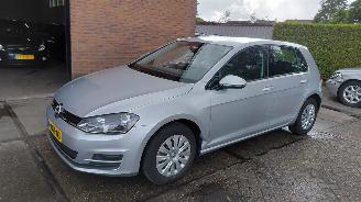 uszkodzony samochody osobowe Volkswagen Golf 1.2 tsi  63kw   1 eigenaar   42dkm 2014/7