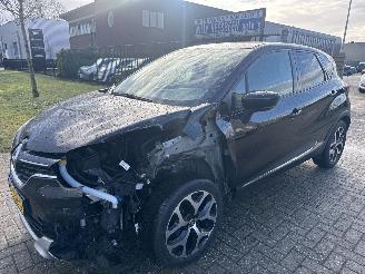 Renault Captur 0.9 INTENS 80000 KM RIJDBAAR BOUWJAAR 2018  5250 EURO VAST! picture 3