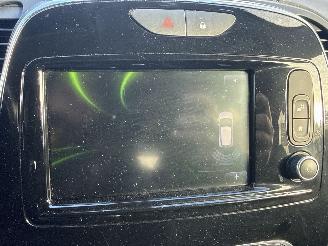 Renault Captur 0.9 INTENS 80000 KM RIJDBAAR BOUWJAAR 2018  5250 EURO VAST! picture 13