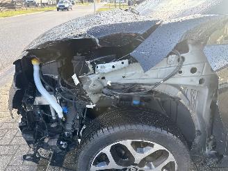 Renault Captur 0.9 INTENS 80000 KM RIJDBAAR BOUWJAAR 2018  5250 EURO VAST! picture 5