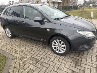 Seat Ibiza 1.2 TSi  AUTOMAAT ST LICHTE SCHADE! BOUWJAAR 2011  2899 EURO VAST picture 5