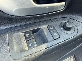 Volkswagen Up! 1.0 MOVE UP! AIRCO LUXE  151000 KM BOUWJAAR 2019 7250 EURO VAST! picture 9