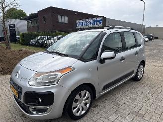 skadebil auto Citroën C3 picasso 1.4 VTi AURA LICHTE SCHADE! 95056 KM NAP BOUWJAAR 2010 2200 EURO 2010/2