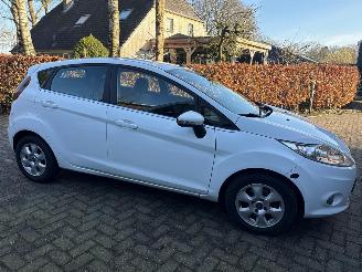 Ford Fiesta 1.6 TDCI TITANIUM AIRCO 5DRS picture 8