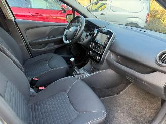 Renault Clio 1.5 DCI LIMITED NO DAMGEDS FACELIFT AIRCO NAVI picture 19
