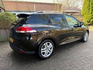 Renault Clio 1.5DCI GEEN SCHADE AIRCO NAVI CRUISE picture 4