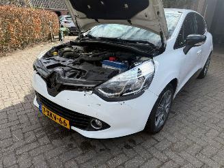 Renault Clio 0.9 TCE NIGHT&DAY  AIRCO NAVI picture 9