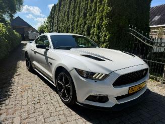 Unfallwagen Ford USA Mustang CALIFORNIA GT 5.0 25000KM!! GEEN SCHADE 2016/6