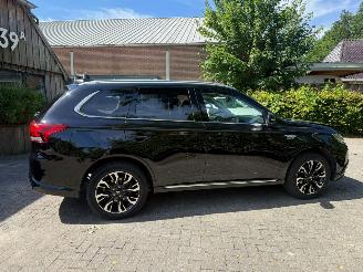 Mitsubishi Outlander 2.0PHEV  PLUGIN PREMIUM LUXE UITVOERING picture 5