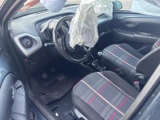 Peugeot 108 108, Hatchback, 2014 1.0 12V picture 6