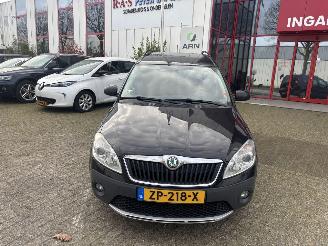  Skoda Roomster 1.2 TSI SCOUT 2011/1