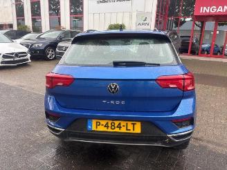 Salvage car Volkswagen T-Roc T-Roc I, SUV, 2017 1.0 TSI 12V 2021/6