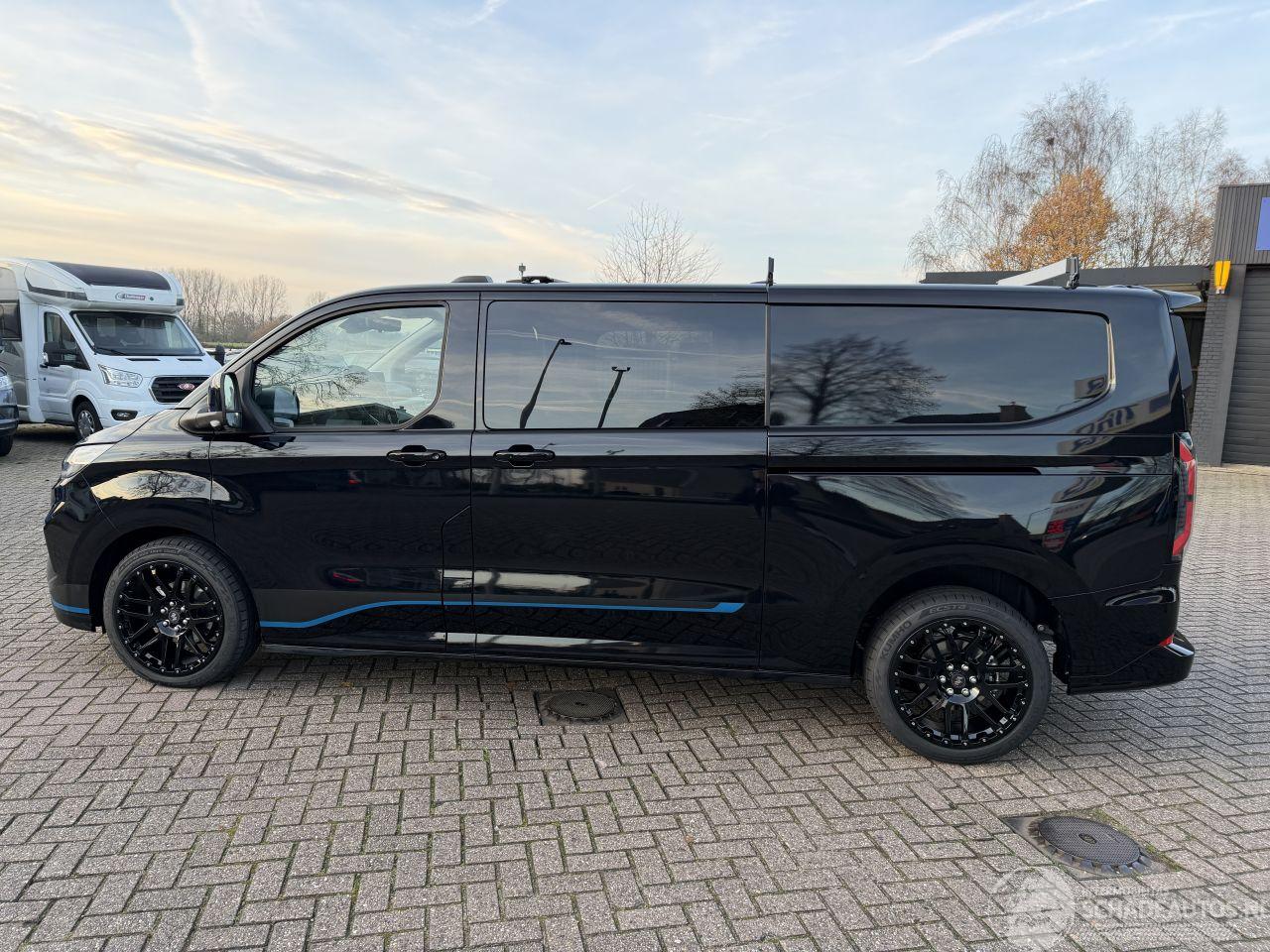 Ford Transit Custom  2.0 D - 125 Kw  L2 AWD Automaat Dubbel Cabine Nieuwste Model .