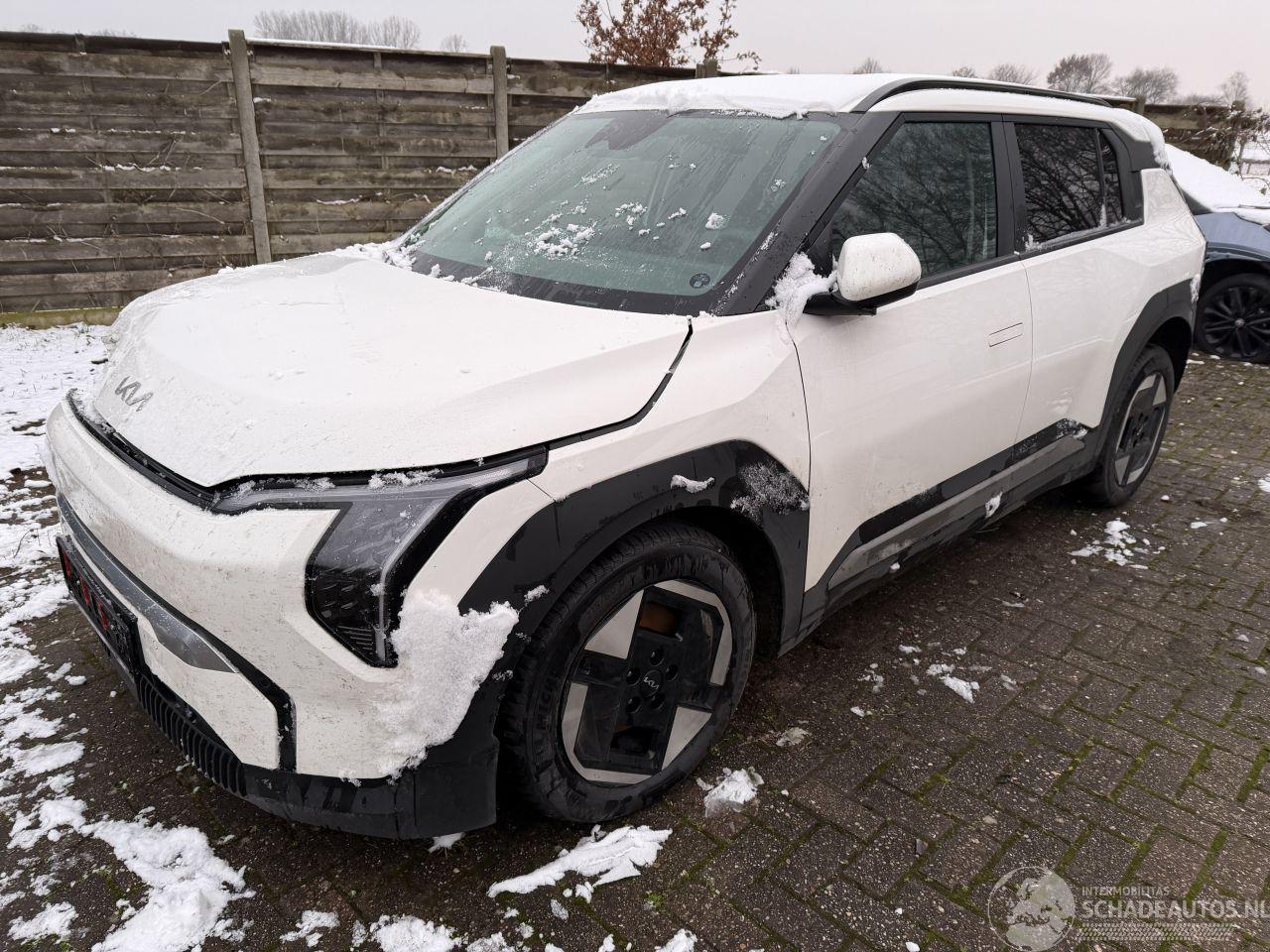 Kia EV3 Eart   Battery 81 Kw