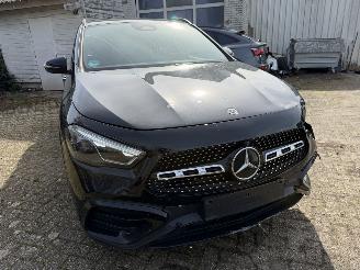 Mercedes GLA 200 Hybrid AMG-Line picture 4
