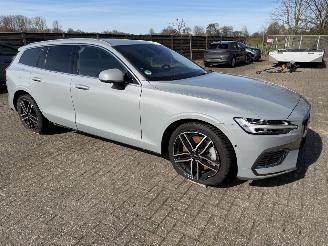 Volvo V-60 2.0 T6  Plug-in AWD picture 2