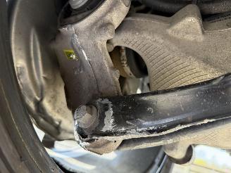 Volvo V-60 2.0 T6  Plug-in AWD picture 31