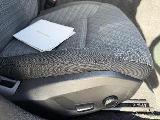 Volvo V-60 2.0 T6  Plug-in AWD picture 37