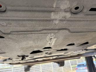 Volvo V-60 2.0 T6  Plug-in AWD picture 24