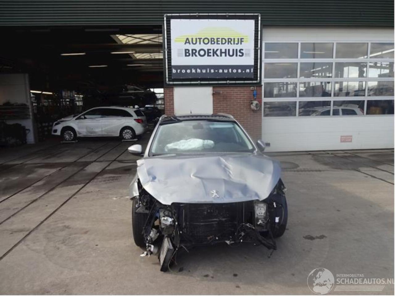 Peugeot 308 308 SW (L4/L9/LC/LJ/LR), Combi 5-drs, 2014 / 2021 1.6 BlueHDi 120