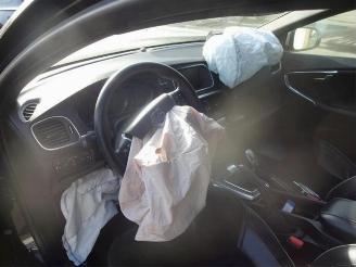 Sloopauto Volvo V-40 V40 (MV), Hatchback 5-drs, 2012 / 2019 1.6 T3 GTDi 16V 2013/3