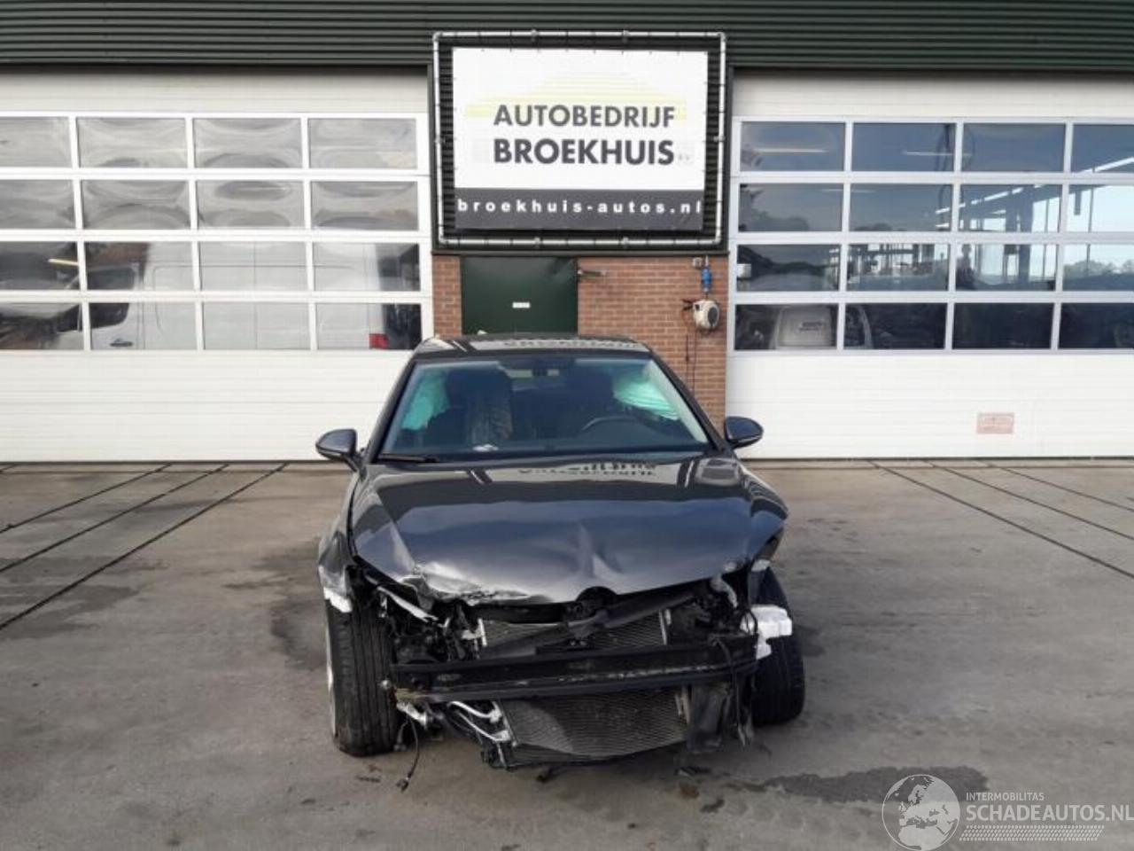 Volkswagen Golf Golf VII (AUA), Hatchback, 2012 / 2021 1.0 TSI 12V BlueMotion